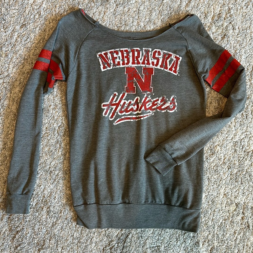 Women’s Huskers long sleeve Tshirt